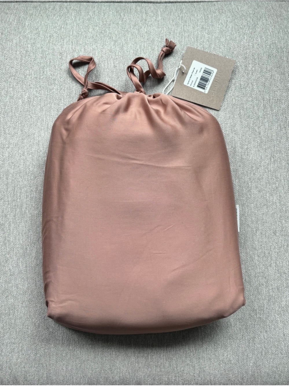 Ettitude Signature Sateen Sheet Set
Queen Almond Brown New with tags